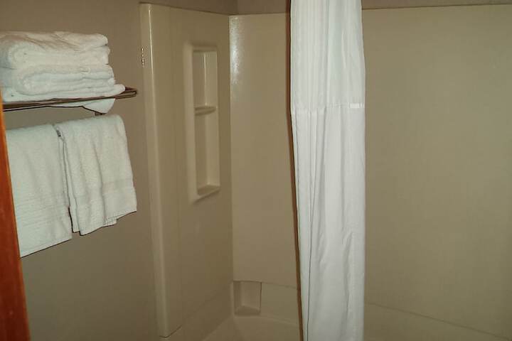 Room 37 of 64