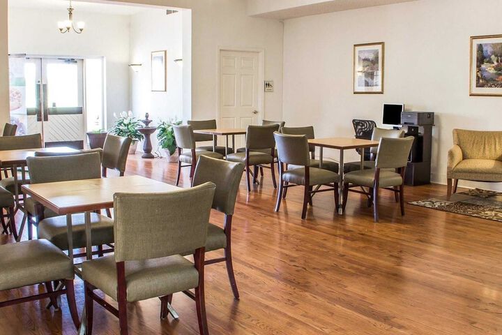 Quality Inn Tulsa Central