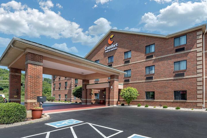 Comfort Inn & Suites Lawrenceburg