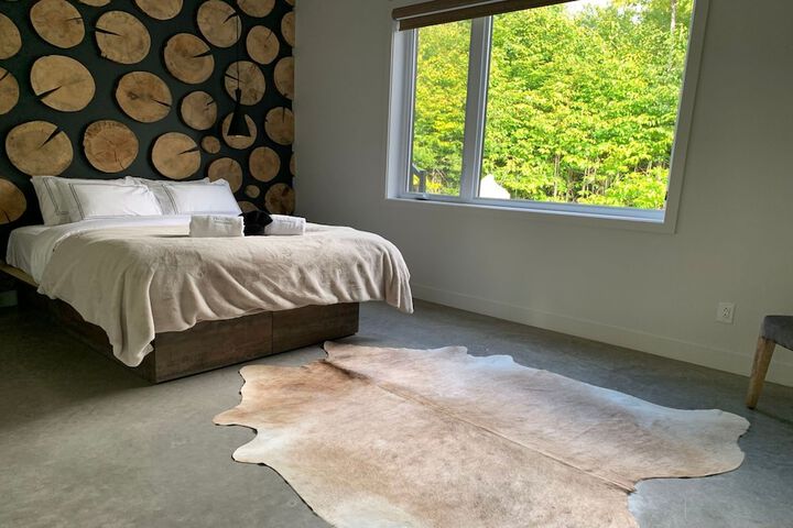 Room 208 of 325