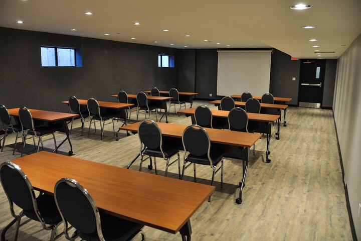 Residence & Conference Centre - Kitchener Waterloo