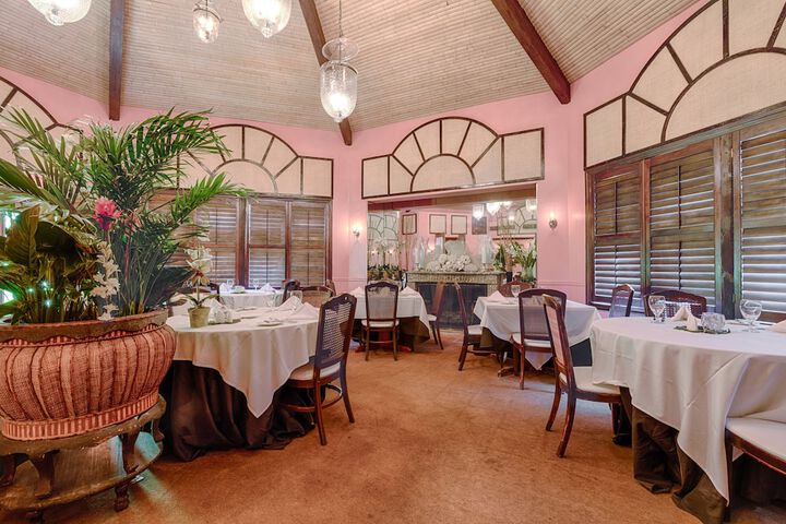 Dining 353 of 392