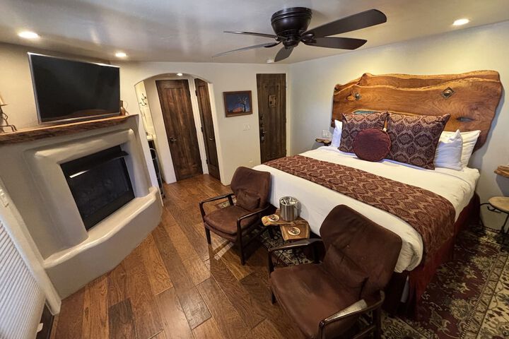 Room 85 of 285