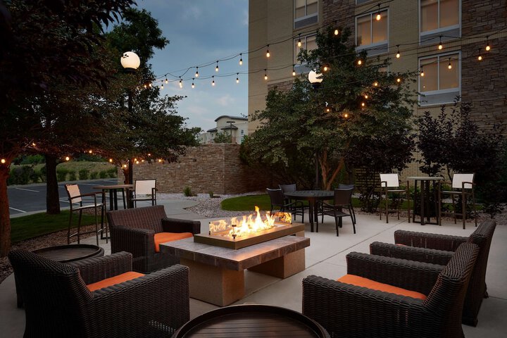 Terrace/Patio 27 of 28