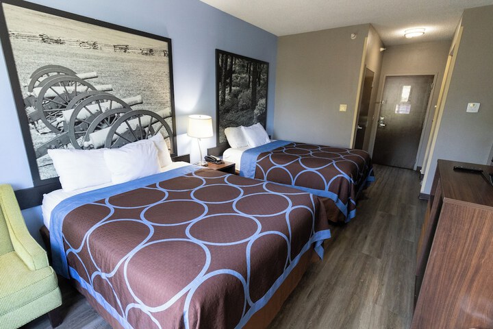 Room 54 of 71