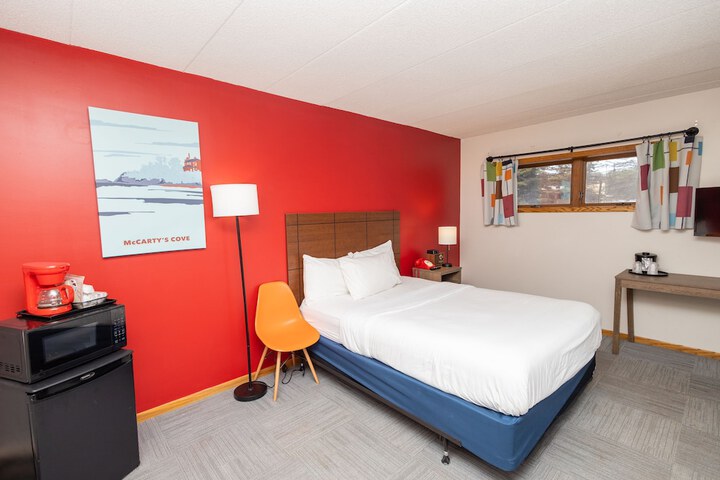 Room 15 of 35