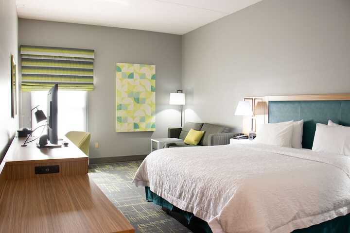 Room 14 of 26