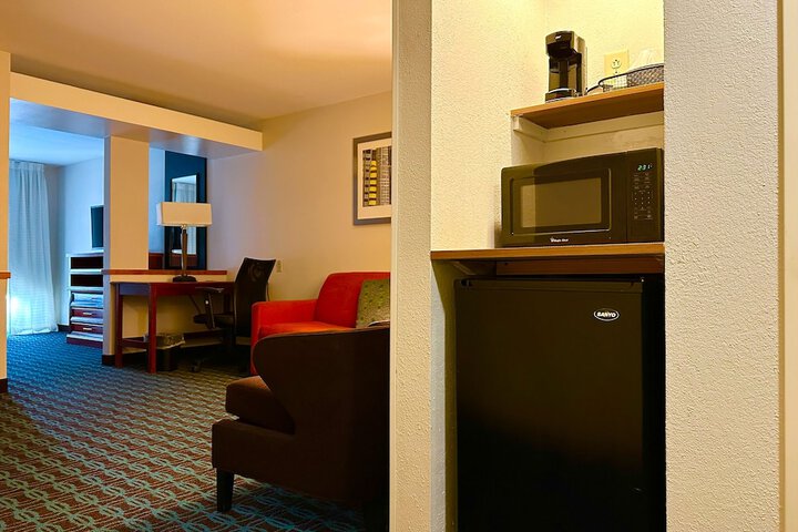 Room 23 of 46