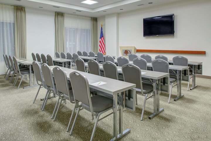 DoubleTree by Hilton Hotel Biloxi