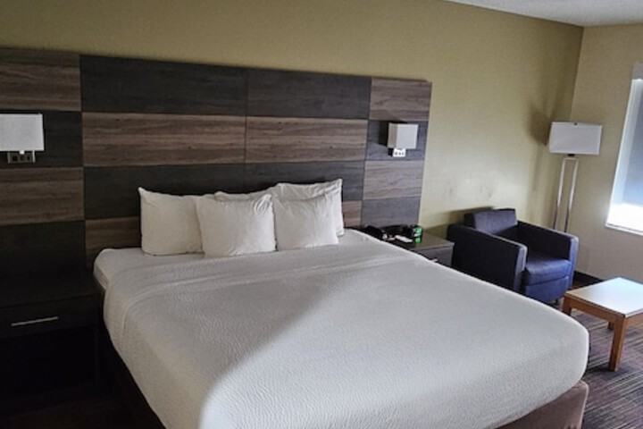 AmericInn by Wyndham Fort Atkinson