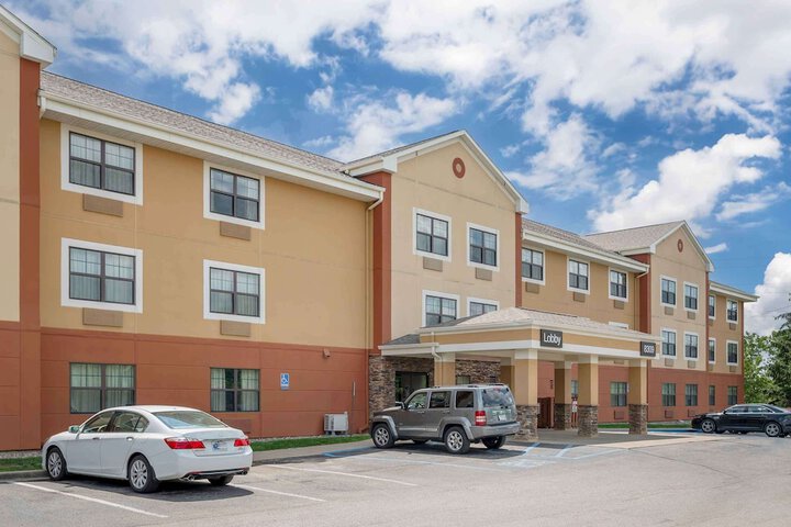 Hotel 2 of 25