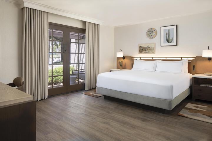 The Scottsdale Resort and Spa Curio Collection by Hilton