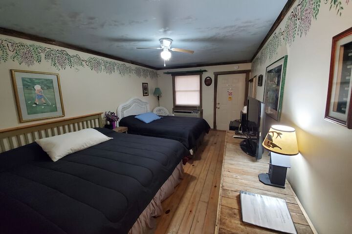 Room 26 of 55