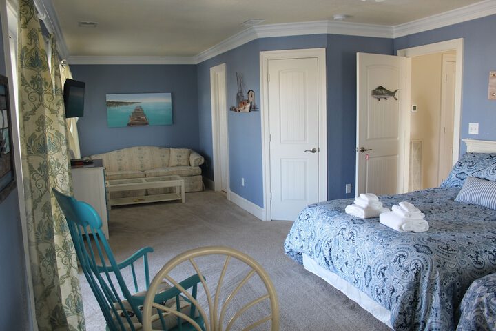 Room 28 of 46