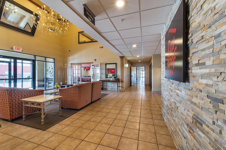 Red Roof Inn St. Louis - Troy IL