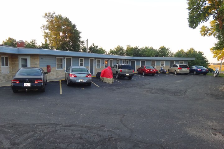 Property Grounds 35 of 38