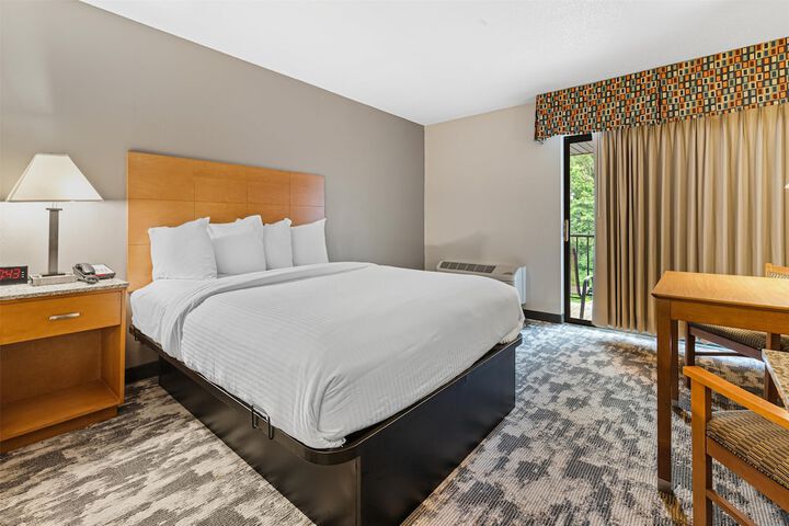 Best Western Ambassador Inn & Suites