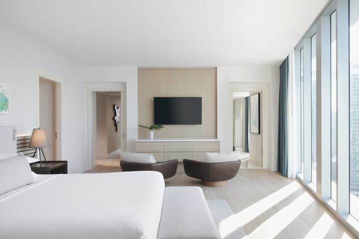 Kimpton EPIC Hotel by IHG
