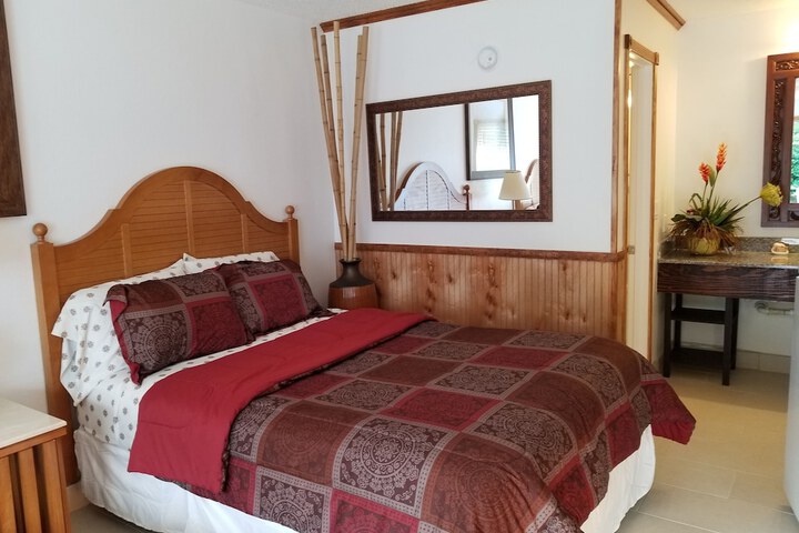 Room 28 of 48
