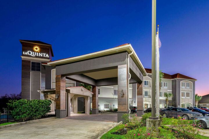 Hotel 5 of 31