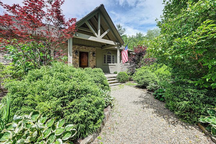 Water Views! Group-friendly Lake Glenville Home