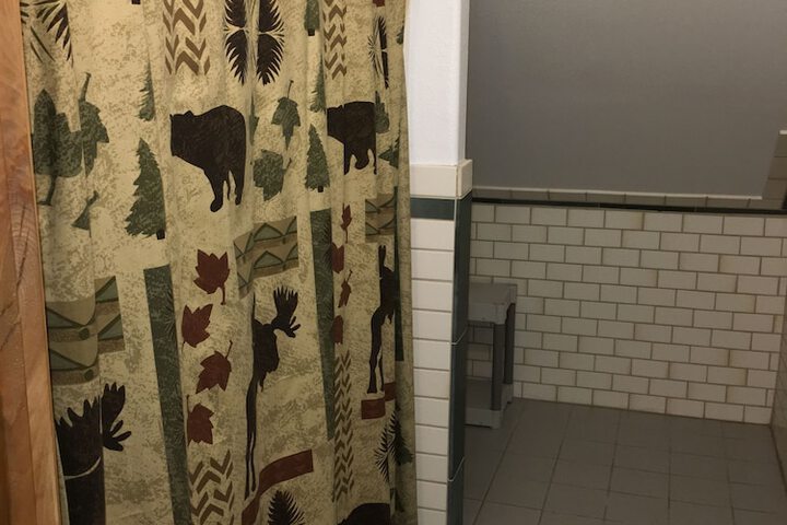 Room 32 of 50