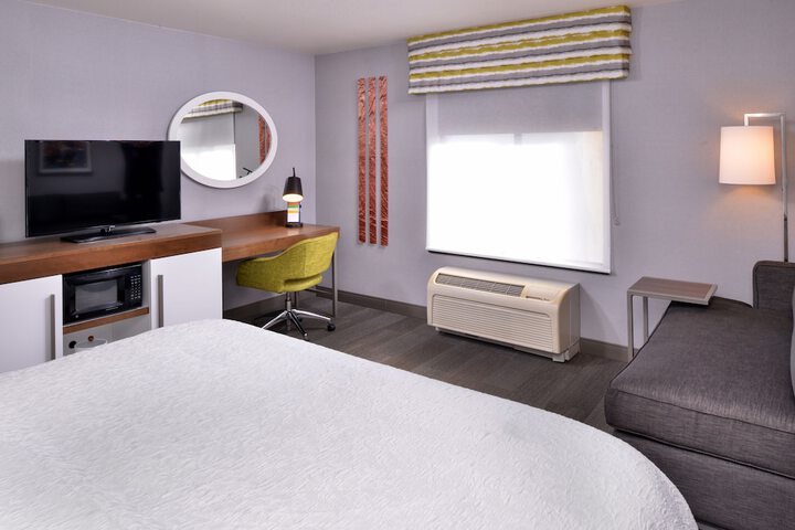 Hampton Inn & Suites Carson City