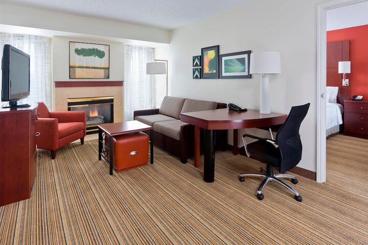 Room 15 of 22
