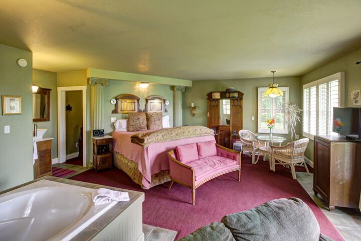 Room 40 of 60