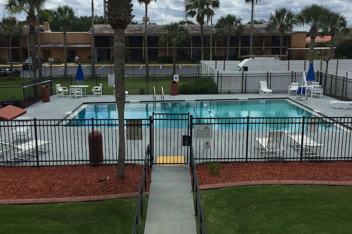 Days Inn by Wyndham St. Augustine I-95 / Outlet Mall