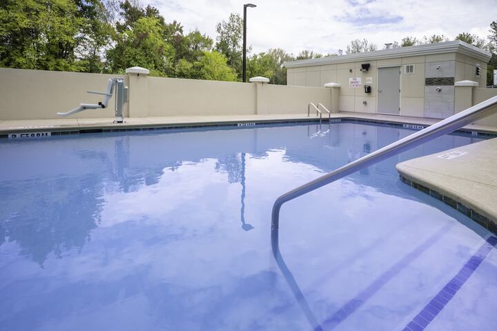 Holiday Inn Express & Suites Rock Hill by IHG