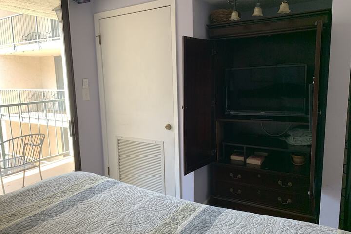Room 122 of 165