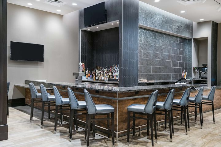 Embassy Suites by Hilton College Station TX