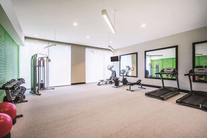 La Quinta Inn & Suites by Wyndham Clifton Park / Saratoga Area