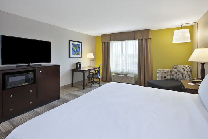 Room 30 of 44