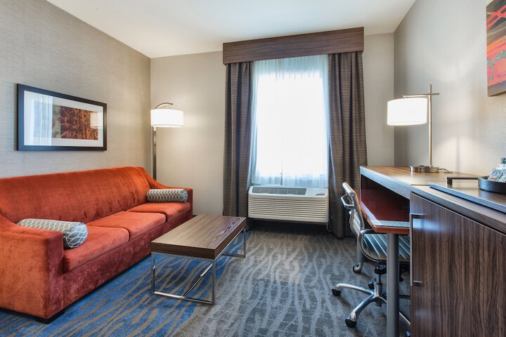 Room 19 of 51