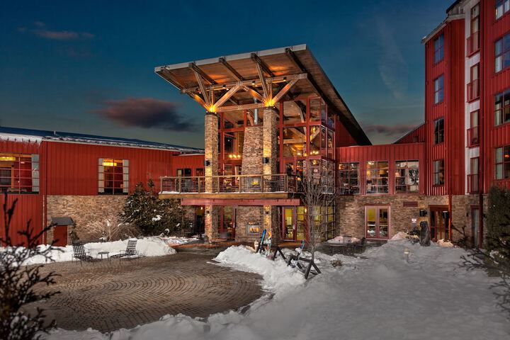 Hotel 4 of 56