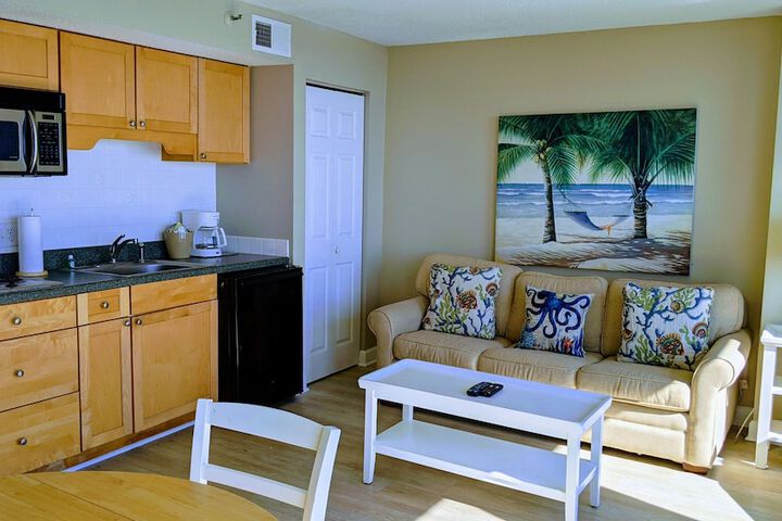 Room 34 of 63