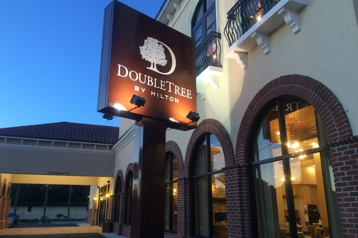 Hotel 3 of 55