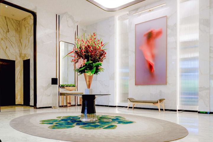 Hotel Interior 30 of 186