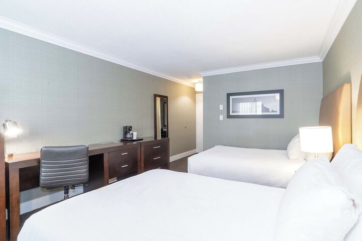 Room 14 of 37