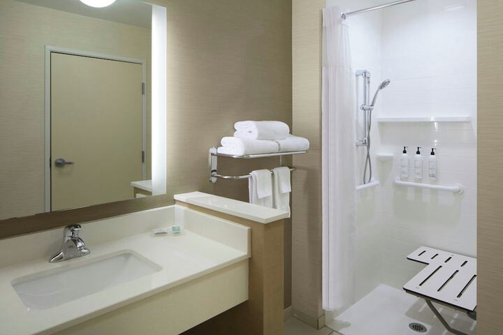 Fairfield Inn & Suites by Marriott Geneva Finger Lakes