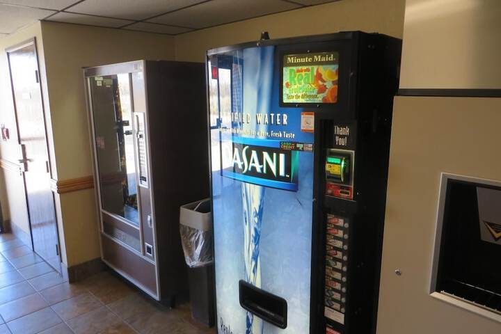 AmericInn by Wyndham Forest Lake