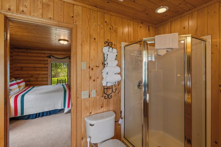 El Western Cabins & Lodges