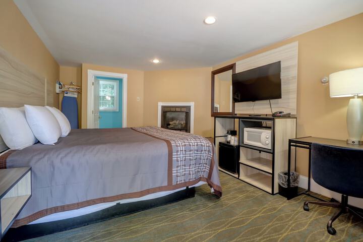 Room 22 of 30