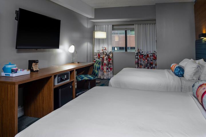 Room 18 of 43