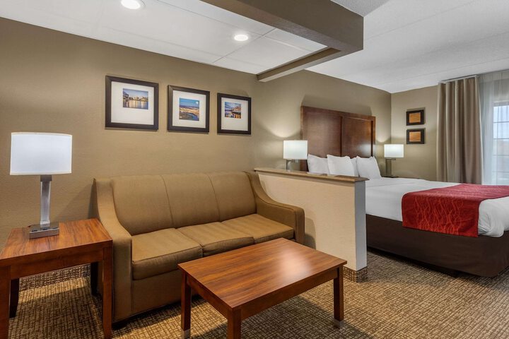 Room 12 of 30