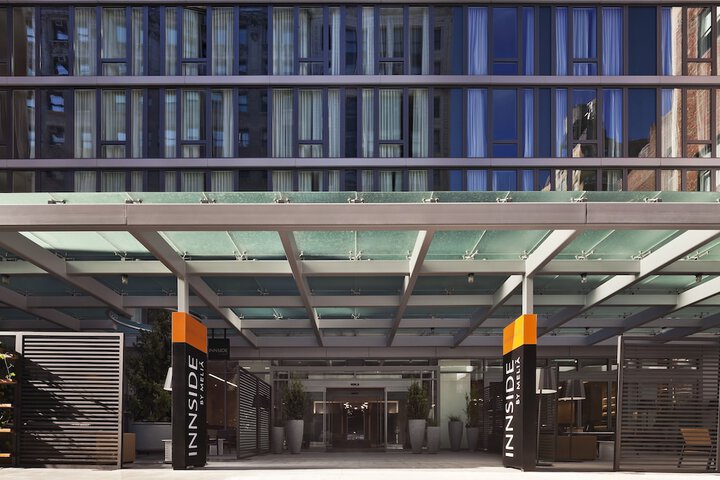 Hotel 2 of 83