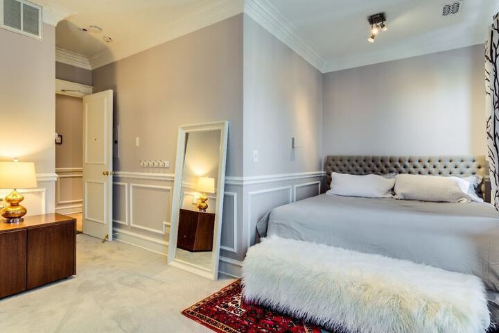Room 33 of 54