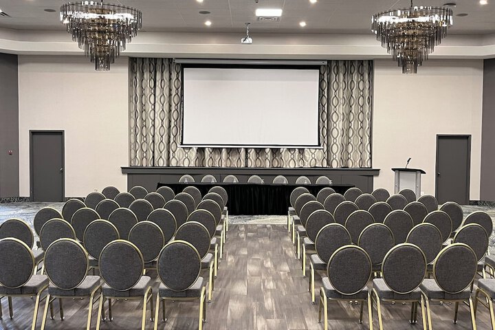 DoubleTree by Hilton Kingston